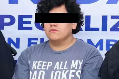 Operativo en Oaxaca contra red de pornografía infantil; Fiscalía aseguró computadoras y celulares usados para distribución de material ilegal.