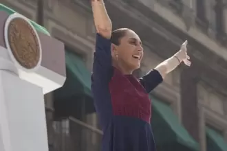 Claudia Sheinbaum reconocida como persona del año por PETA Latino por su labor en protección animal