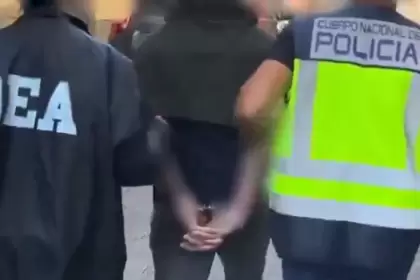 Operativo en España contra red de metanfetamina vinculada al Cártel de Sinaloa y tráfico de droga desde México