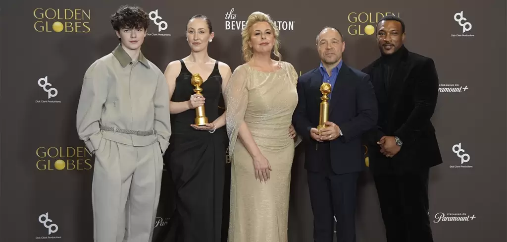 Ganadores con el premio a la Mejor Serie Limitada de Televisión, Serie de Antología o Película Hecha para Televisión por 'Adolescentes'