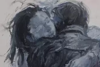 Personas compartiendo un abrazo como símbolo de bienestar emocional y salud