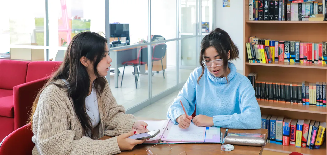 Cumple tu propósito de aprender idiomas este 2026. Foto: JLMNoticias / UAA.