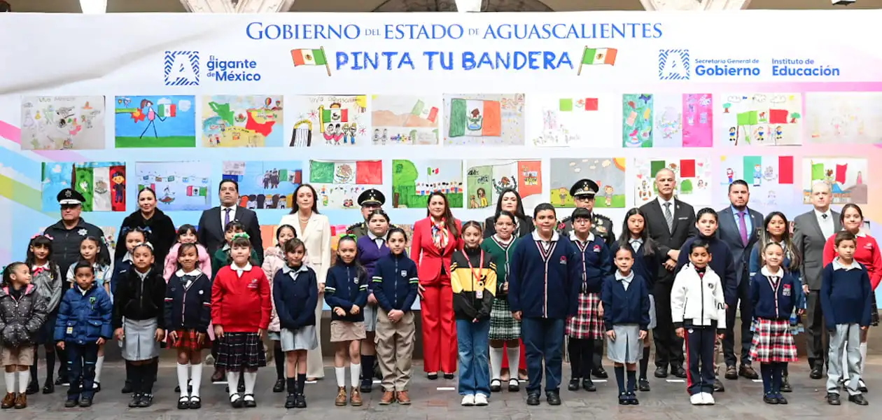 En el Día de la Bandera, Tere Jiménez reafirma que Aguascalientes es referente nacional de seguridad y continuará como tierra de paz.