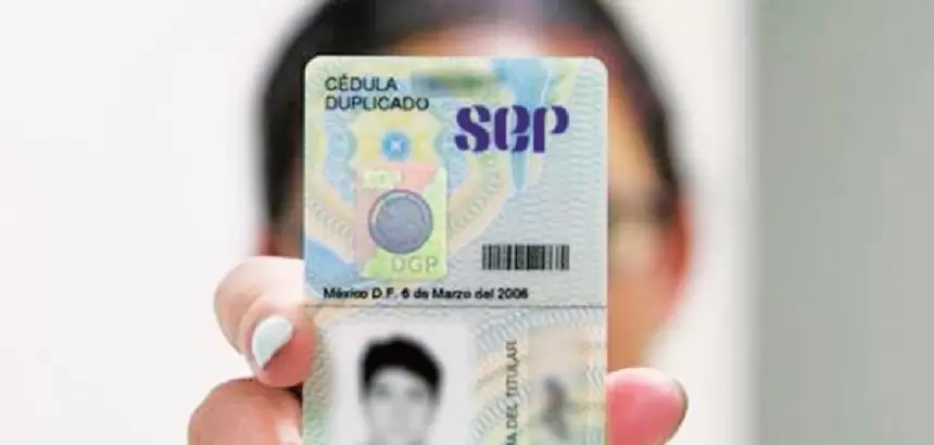 Imagen ilustrativa de la Cédula Profesional en México. La cédula profesional ya no será válida como identificación oficial a partir de este 17 de febrero de 2026. Foto: JLMNoticias / Archivo El Universal.