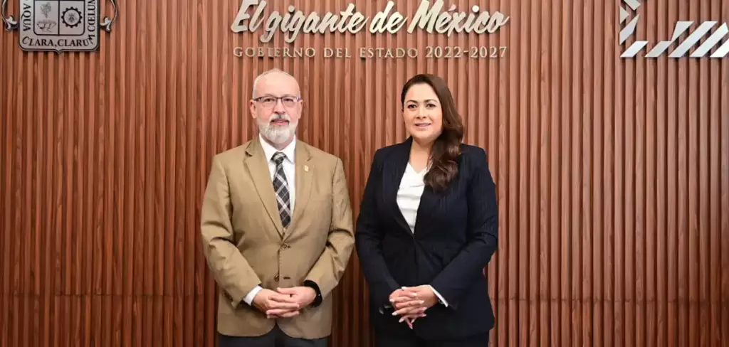 Tere Jiménez y el rector de la UAA refuerzan estrategias para una educación más competitiva y alineada al mercado laboral en Aguascalientes.