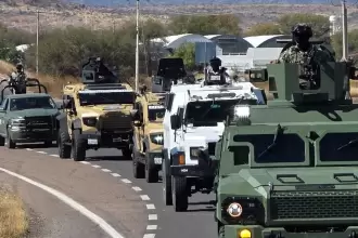 Operativos coordinados mantienen carreteras seguras en Aguascalientes con Blindaje Aguascalientes, Puertas de Seguridad y helicóptero Fuerza Uno.