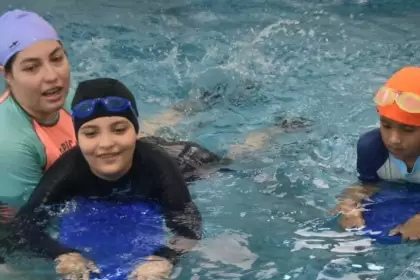 El DIF Estatal ofrece fisioterapia acuática en tanque terapéutico para mejorar movilidad y reducir dolor. Consulta requisitos y horarios.