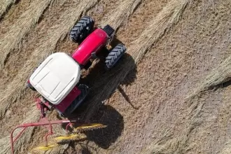 Sedrae abre convocatoria para apoyar a productores con hasta 100 mil pesos para adquirir implementos agrícolas en Aguascalientes.