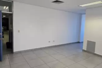 Avanzan obras de rehabilitación en el Hospital Tercer Milenio para fortalecer servicios de salud e infraestructura médica en Aguascalientes.