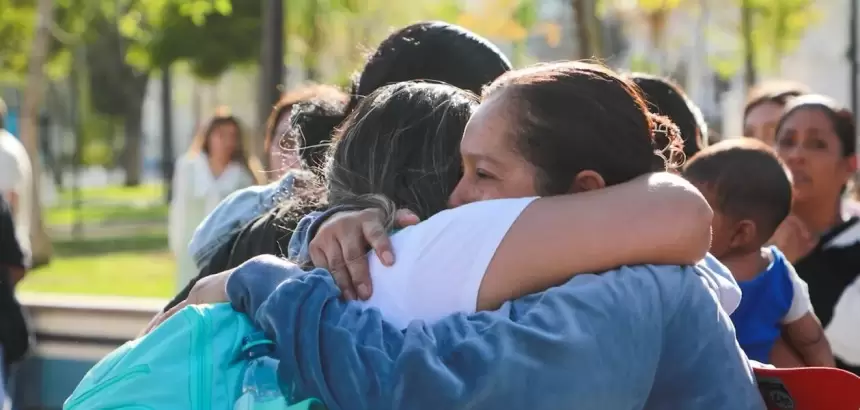 43 adultos y nueve niños regresan seguros a Jesús María tras operativo coordinado con apoyo estatal y autoridades.