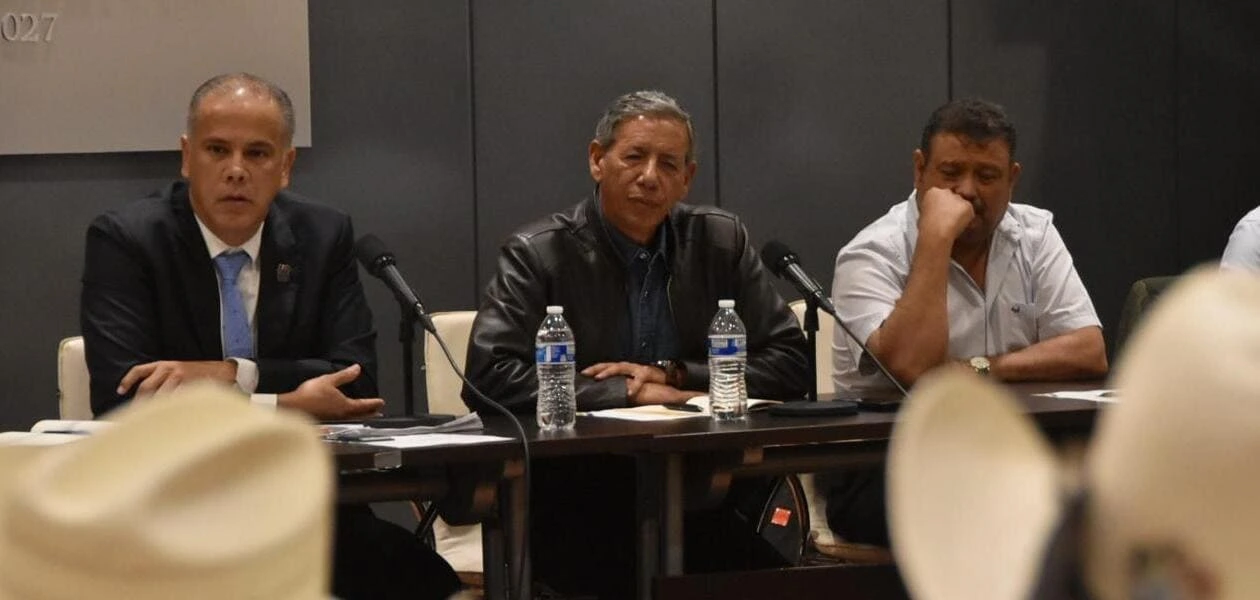 Gobierno y productores refuerzan el control sanitario del ganado en Aguascalientes con Siniiga y Registro Electrónico de Movilización.