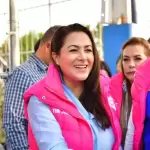 Tere Jiménez refrenda apoyo a mujeres con la Tarjeta Rosa en Pabellón de Arteaga; la meta de 4 mil tarjetas está cada vez más cerca.