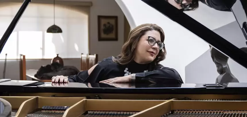 La compositora mexicana Gabriela Ortiz gana tres Grammy con Yanga y Dzonot