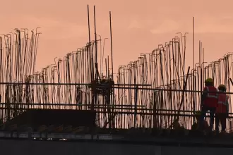 Aprueban jornada laboral de 40 horas, sin 2 días de descanso 