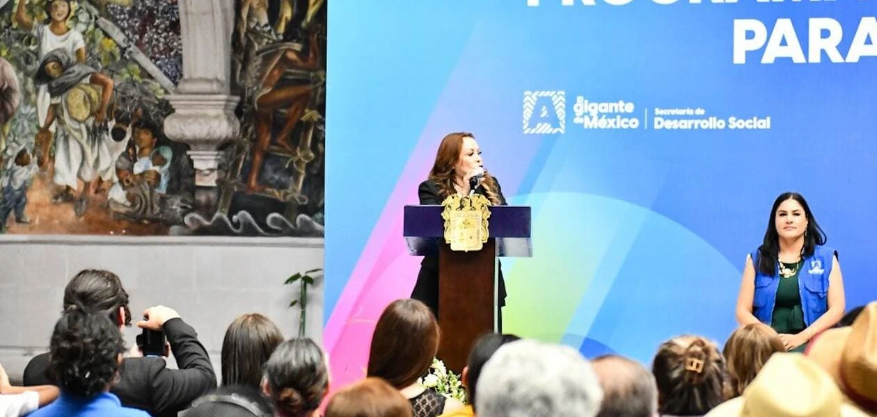 Aguascalientes ofrece testamento gratis para familias mediante programa con notarios que brinda certeza y seguridad patrimonial.