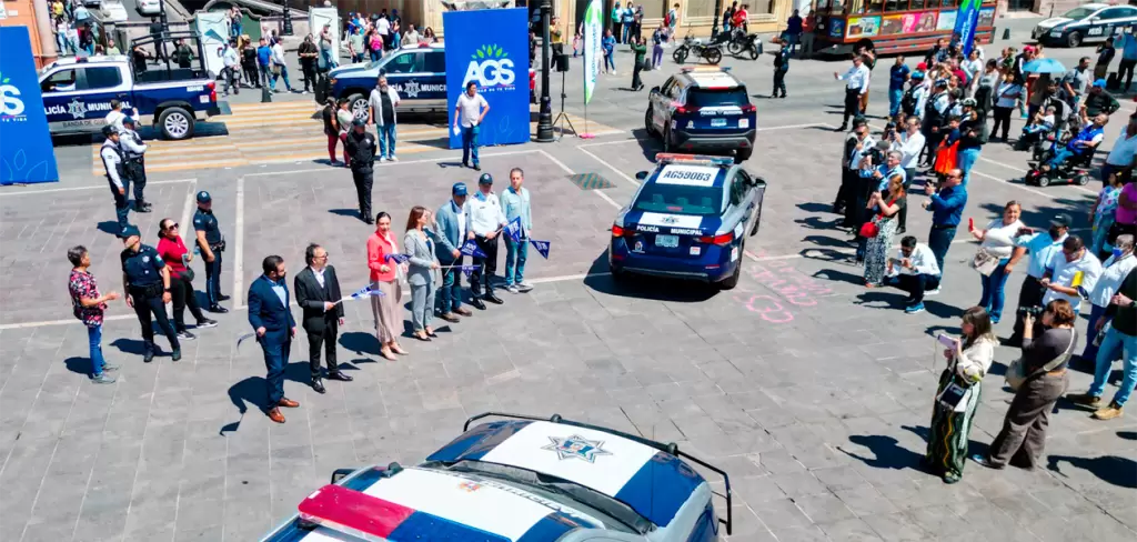 El gobierno del Municipio refuerza seguridad: entregan 100 nuevas patrullas en Aguascalientes.