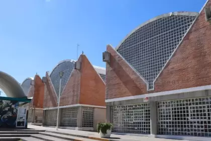 La Casa del Adolescente ofrece cursos gratuitos de barber, inglés, japonés, uñas y maquillaje en Aguascalientes.
