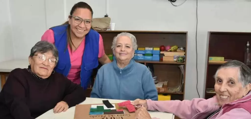 Casa del Abuelo en Aguascalientes brinda actividades y acompañamiento a adultos mayores como María del Socorro.