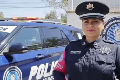 Daniela Huerta, integrante de la Policía Rosa, encontró en su hija la motivación para proteger a niñas y mujeres de Aguascalientes.