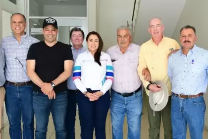 Tere Jiménez recorrió el rastro bovino de Aguascalientes para fortalecer estándares sanitarios con ganaderos.