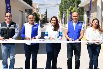 Tere Jiménez entregó nuevas calles con concreto hidráulico en Pabellón de Arteaga.