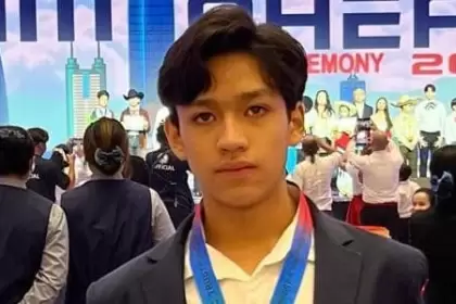 Rodrigo Saldívar, estudiante de Aguascalientes, ganó oro en la IJMO 2025 en China.
