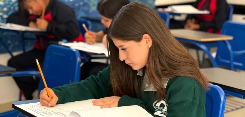 Aguascalientes aumenta 300% su participación en la SASMO y estudiantes buscan pase a la Olimpiada Internacional de Matemáticas.