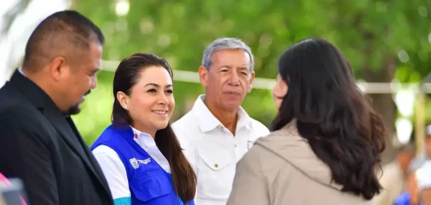 Entrega de apoyos en Cosío impulsa el campo de Aguascalientes con riego tecnificado, maquinaria y producción sustentable.
