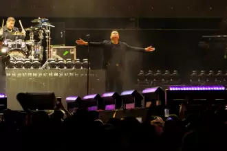 Entre cumbia y desamor, Bryndis por Siempre conecta con el público en el Foro de las Estrellas