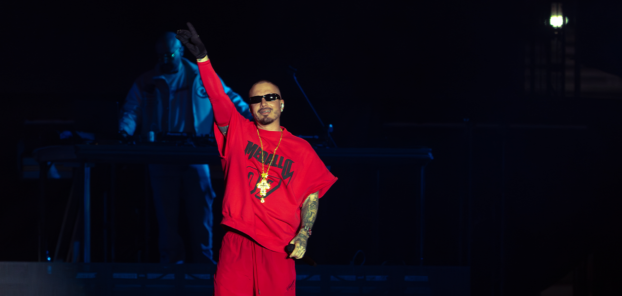 Colores. ¿A quién le mientes si en tu soledad?