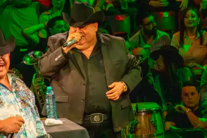 El Capibaras Tour, del 'Coyote' y Chuy Lizárraga, llevan la banda sinaloense al Palenque de la FNSM2026. Foto: JLMNoticias / Adán De la cruz.