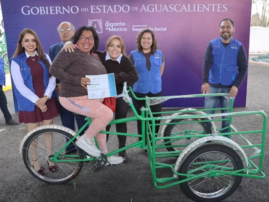 Entregan apoyos para negocios familiares en Aguascalientes JLMNoticias