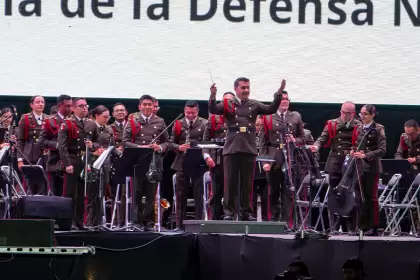 El Foro de las Estrellas de la Feria Nacional de San Marcos 2026 fue testigo de la presentación conjunta del Mariachi de la Guardia Nacional y la Orquesta Sinfónica de la Secretaría de la Defensa Nacional. Foto: JLMNoticias / Salvador Ramírez / Diego Cárdenas.