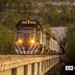 'El Chepe', una de las maravillas que presenta Chihuahua a Aguascalientes. Chihuahua presenta una oferta cultural, turística y gastronómica integral en FNSM2026. Foto: Secretaría de Turismo estatal.