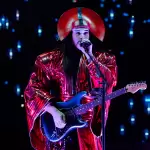 Empire of the Sun convierte la última noche de la FNSM2026 en un espectáculo de otro planeta.