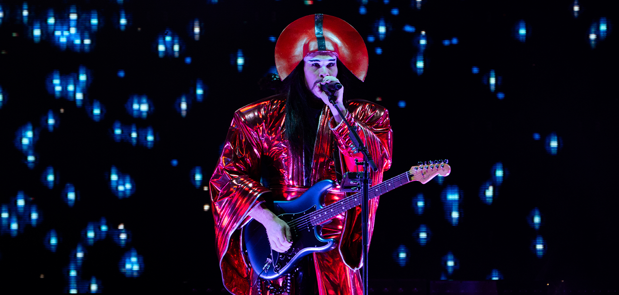 Empire of the Sun convierte la última noche de la FNSM2026 en un espectáculo de otro planeta.
