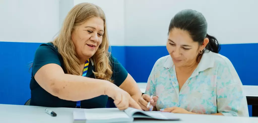 Aguascalientes reduce rezago educativo 2026