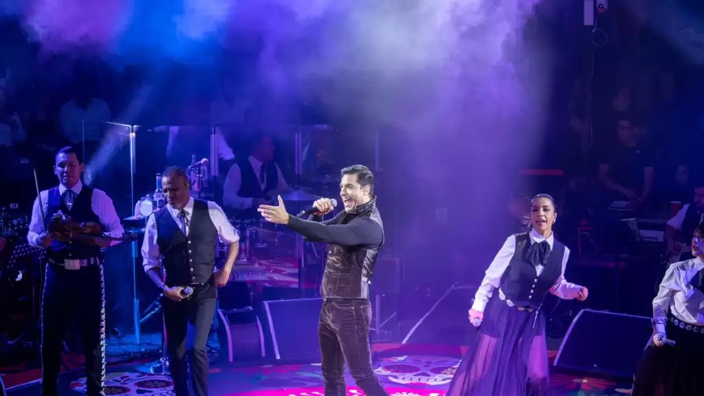 Carlos Rivera 7