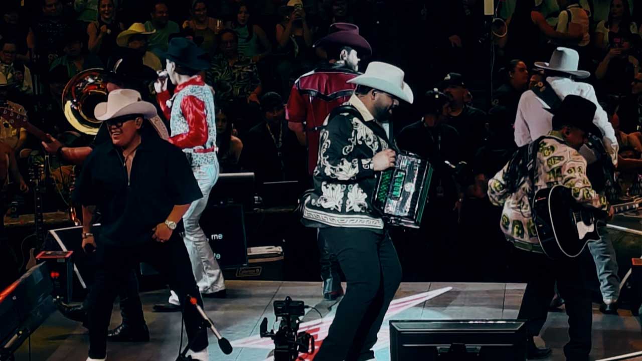 Grupo Firme en su Primera fecha en Aguascalientes