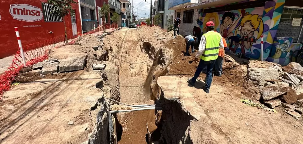 MIAA avanza rehabilitación del alcantarillado en El Encino