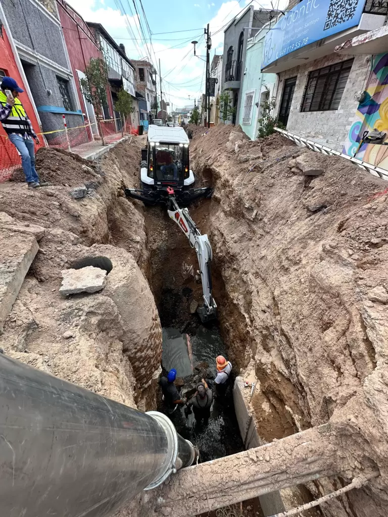 MIAA refuerza rehabilitación del alcantarillado en El Encino 2