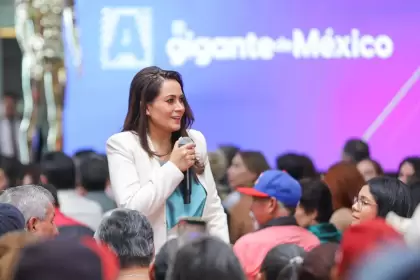 Migrantes de Aguascalientes- reconocimiento de Tere Jiménez