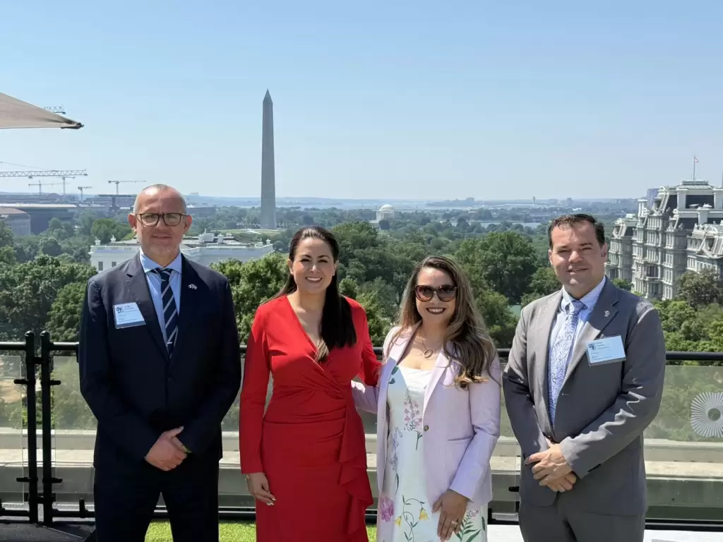 Tere Jiménez busca inversión para Aguascalientes en Washington 1