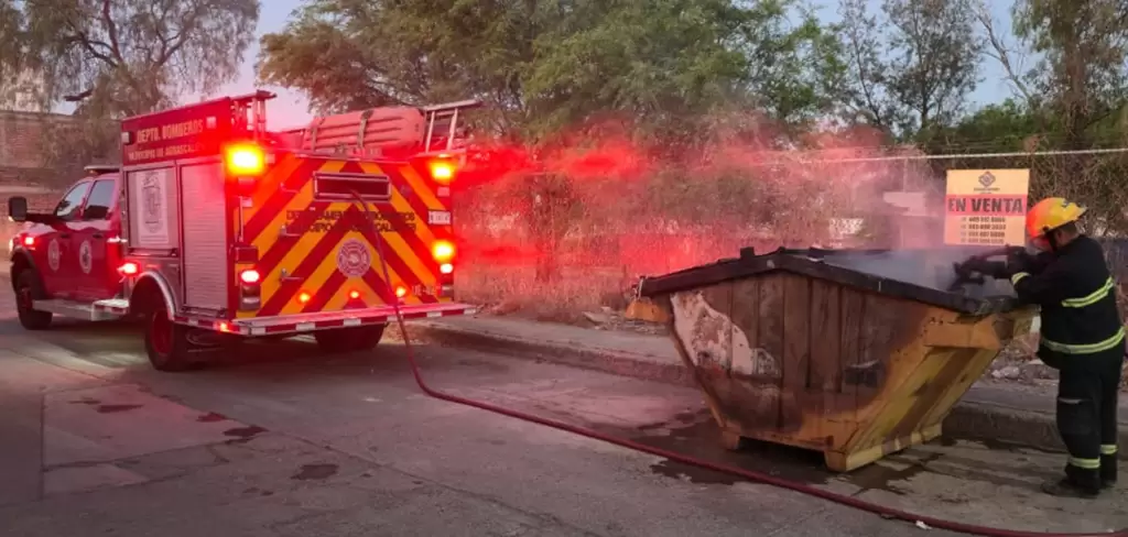 Crecen los incendios en contenedores de basura