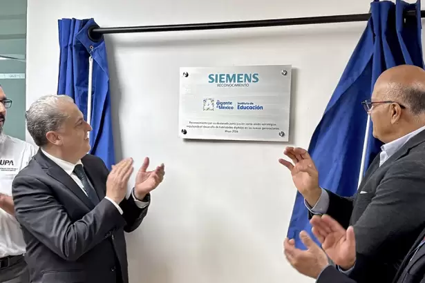 Aguascalientes es reconocido por Siemens debido a su vanguardia en educación digital