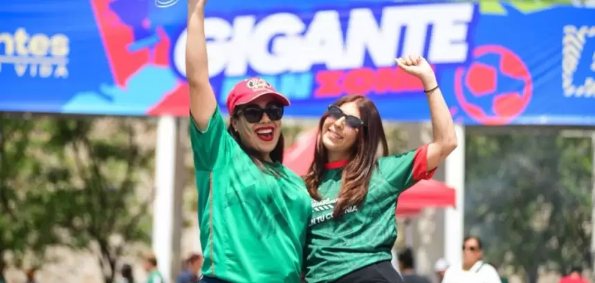 Celebran el Mundial en Aguascalientes; miles asisten a la Gigante Fan Zone