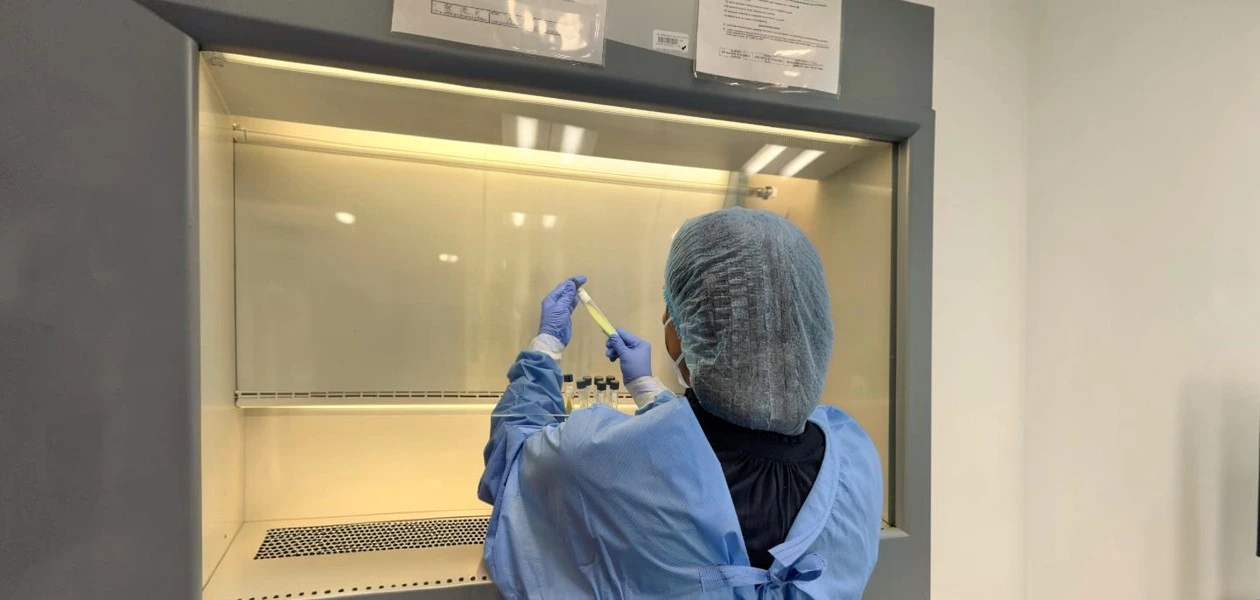 De la curiosidad al diagnóstico: La trayectoria de Elva Rodríguez en la química