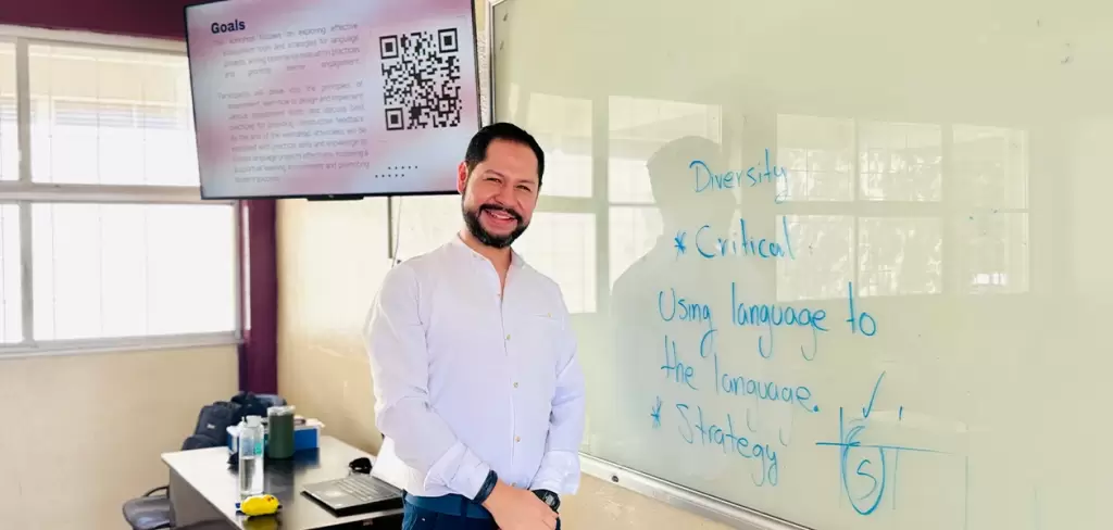 Gobierno de Aguascalientes consolida estabilidad laboral de docentes de inglés