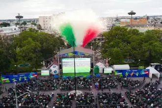 Miles desatan la pasión mundialista en la Fan Zone de Aguascalientes