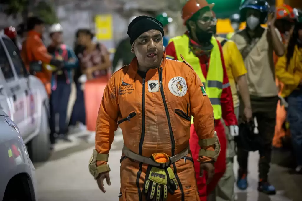 Rescatistas en Caracas